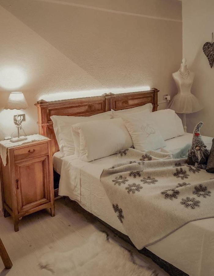 Le Coeur Du Pont Hotel Donnaz ภายนอก รูปภาพ